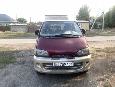 mitsubishi shogun pinin: Mitsubishi Space Gear: 1995 г., 2 л, Механика, Бензин, Минивэн