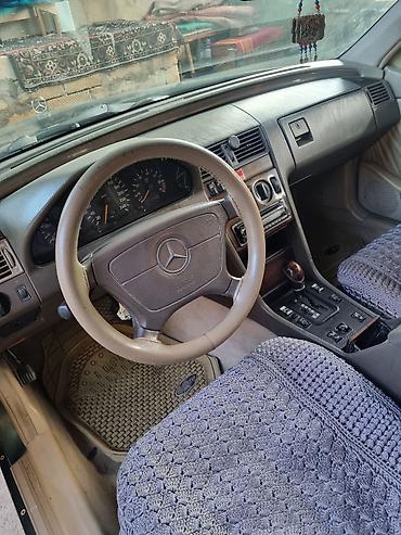 mercedes kreditle satisi: Mercedes-Benz 220: 2.2 l | 1994 il Sedan — 8