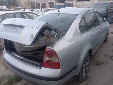 обмен на авто с доплатой: Volkswagen Passat: 2001 г., 2 л, Механика, Бензин, Седан