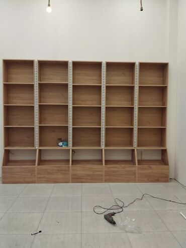 Rəf vitrinləri: Salam. Sizə yeni və yenidən fərqlənməyən bütün növ vitrinləri təklif — 23