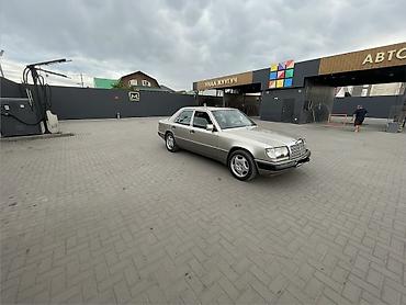 bud e9: Mercedes-Benz W124: 1990 г., 2.3 л, Механика, Бензин, Седан — 7
