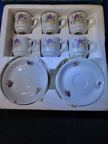 pepco case: Soljice nove Zajecar porcelan iz 70ih.godina. Nove soljice,jedna — 1