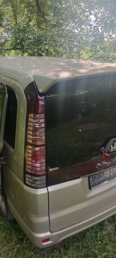 Honda: Honda Stepwgn: 2005 г., Минивэн — 10