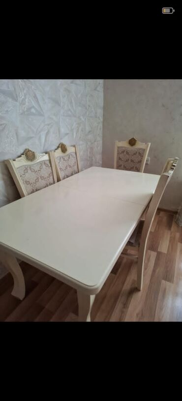 Çarpayılar: Masa desti satilir 6 oturacagi var. Seliqeli formadadi. Masa lalafo.az -da Çarpayılar: Masa desti satilir 6 oturacagi var. Seliqeli formadadi. Masa