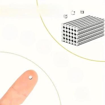 maxi staklene case: Neodimijumski disk magneti dimenzija 3x1 mm 100/1 NOVO. Mali, okrugli — 4