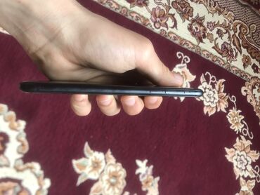 Мобильные телефоны и аксессуары: IPhone 7, 32 ГБ, Черный, Отпечаток пальца