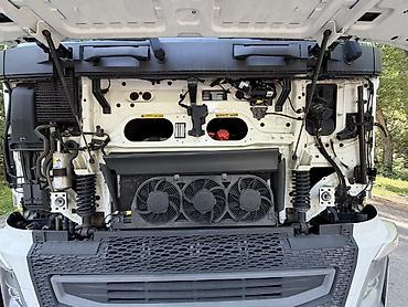 Тягачи: Тягач, Volvo, 2014 г., Тентованный — 3