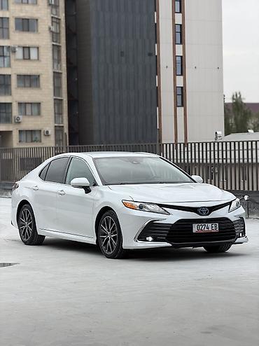 Toyota: Toyota Camry: 2022 г., 2.5 л, Автомат, Гибрид, Седан — 3