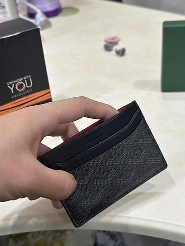 Картхолдеры: Карточница Goyard, компактная и тонкая. Характеристики: - Материал — 2