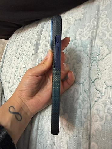 Apple iPhone: IPhone 17 Pro Max, 1 ТБ, Синий, Чехол, 100 % — 5