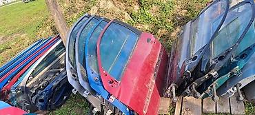 putnicki kombi: VRATA ZA PEUGEOT 206 | imam sve delove za peugeot 206 — 1