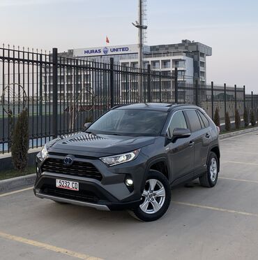 Toyota: Toyota RAV4: 2019 г., 2.5 л, Автомат, Гибрид, Кроссовер