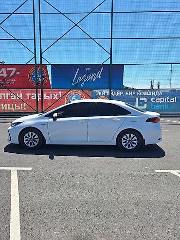 Продажа авто: Toyota Corolla: 2023 г., 1.8 л, Вариатор, Гибрид, Седан — 10