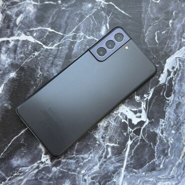 пока ф5: Samsung Galaxy S21 5G, Б/у, 128 ГБ, цвет - Серый, 2 SIM