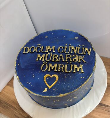 dubai şokolad harda satılır: Qaymağli içi bol kabartmasiz biskivitlər.Qoz damla şakalat souz zovqə