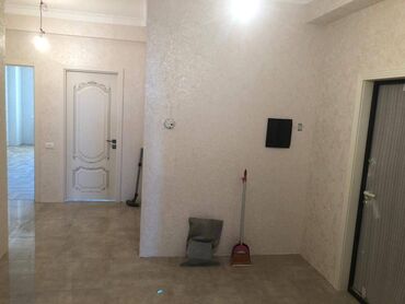 Yeni tikili: 3 otaqlı, Yeni tikili, m. Qara Qarayev, 140 kv. m -da lalafo.az — 7 Yeni tikili: 3 otaqlı, Yeni tikili, m. Qara Qarayev, 140 kv. m — 7