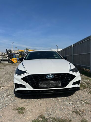 продаю с доплатой мне: Hyundai Sonata: 2021 г., Бензин