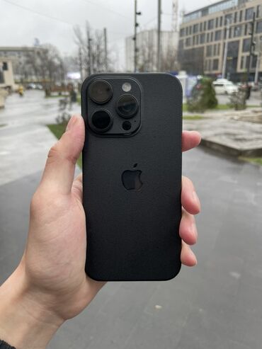 Чехлы: 16 про 512 АКБ 99 Есть царапины А так в отличном состоянии Только — 3