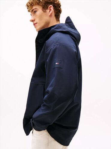Свадебные платья и аксессуары: Tommy Hilfiger 2XL-3XL kişi vetrovkasi 2XL-3XL araligi razmere olar