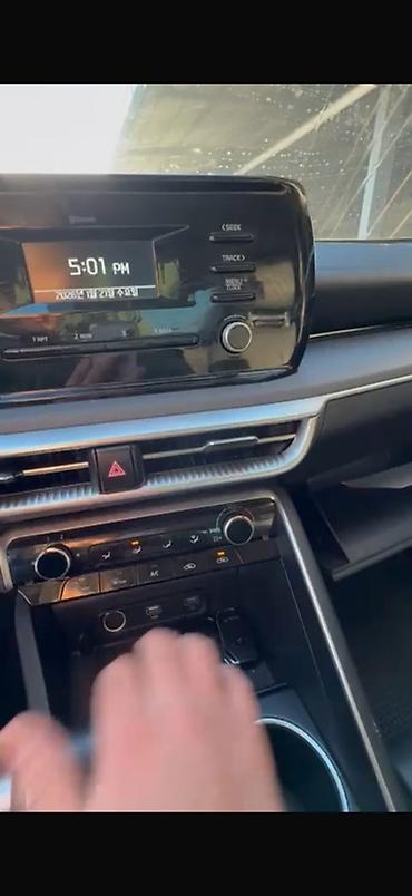 Kia: Kia K5: 2022 г., Седан — 10