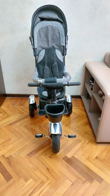 Uşaq velosipedləri: İşlənmiş Üç təkərli Uşaq velosipedi 12", Ünvandan götürmə — 2