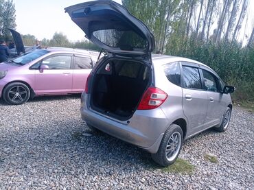 хундай автомобиль: Honda Fit: 2008 г., 1.5 л, Автомат, Бензин, Хетчбек