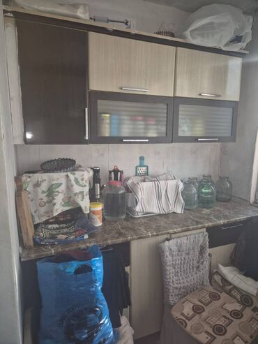 Qonaq otağı dəstləri: İşlənmiş, Servant, Dolab, Jurnal masası, Kredit yoxdur — 1