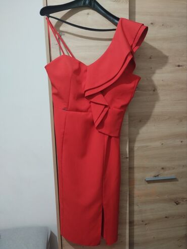 zara elegantne haljine: XL (EU 42), color - Red, Evening, With the straps