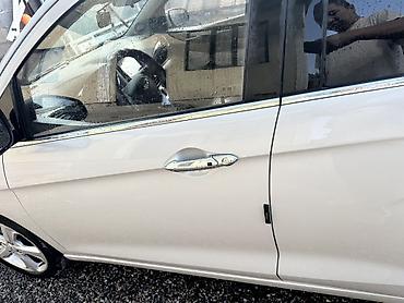 авто вит: Chevrolet Spark: 2018 г., 0.1 л, Автомат, Бензин, Хэтчбэк — 3