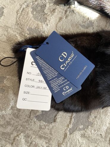 Шубы: Шуба из норки, классическая модель до колена. Характеристики: - — 9