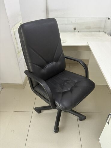 Офисные столы: Офисный стол, Нерегулируемый, Прямоугольный, ЛДСП — 8