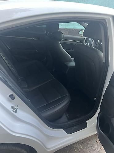 экран саната: Hyundai Avante: 2019 г., 1.6 л, Автомат, Бензин, Седан — 7