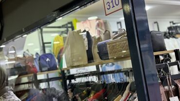 Магазины: Сдаю Бутик, 3 м², С ремонтом, Действующий, С оборудованием