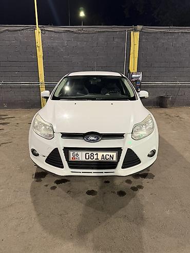 Ford Focus: 2013 г., 1.6 л, Механика, Газ, Универсал