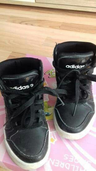 Ostala dečija odeća: Adidas patike u odlicnom stanju. Velicina 28/5. Bez ikakvih ostecenja na lalafo.rs Adidas patike u odlicnom stanju. Velicina 28/5. Bez ikakvih ostecenja - Smederevo