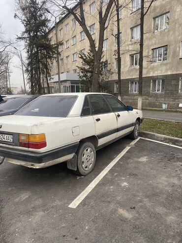 Audi: Audi 100: 1986 г., 1.8 л, Механика, Бензин, Седан