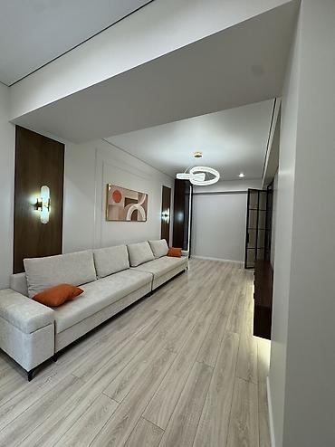 Продажа квартир: 3 комнаты, 104 м², Элитка, 3 этаж, Дизайнерский ремонт — 1