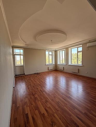 2 комнаты, 71 м², Ортосайский рынок / базар Элитка, 3 этаж at lalafo.kg 2 комнаты, 71 м², Ортосайский рынок / базар Элитка, 3 этаж