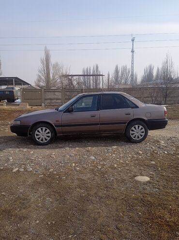 Mazda: Mazda 626: 1991 г., 2 л, Механика, Бензин, Седан