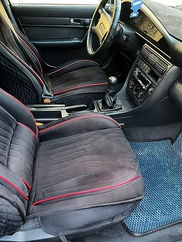 Aixam: Audi 100: 1992 г., 2.6 л, Механика, Бензин, Седан — 4