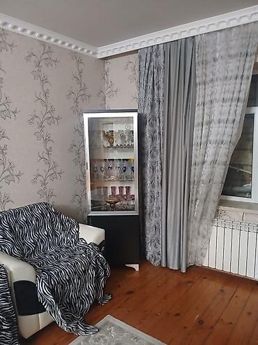 kravat tek: Qara-ağ rəng palitrasında yataq otağı və qonaq otağı üçün dəst mebel — 3