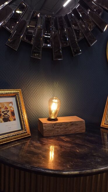 декор интерьера: Светильник в стиле лофт из карагача с декоративной лампой эддисона