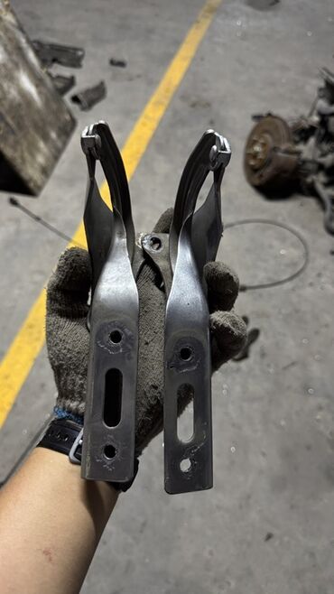 Рычаги: Комплект рычагов Honda