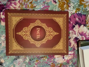 Digər kitablar və jurnallar: Məhsul: Kitablar dəsti (4 ədəd) 1) TED Kimi Danış – Carmine Gallo - — 14