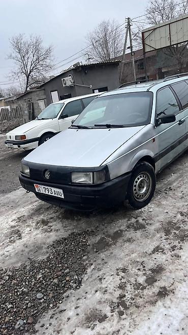 Volkswagen: Volkswagen Passat Variant: 1989 г., Механика, Универсал — 2