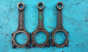 Car Parts & Accessories: Alfa Romeo 156 KLIPNJACA 1.9JTD. Klipnjaca 1500 dinara komadU ponudi — 1