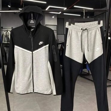 Trenerke: Veličine
od S do 2XL
Cena 4400 din na lalafo.rs — 4 Trenerke: Veličine
od S do 2XL
Cena 4400 din — 4