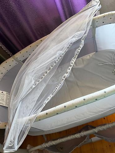 Beşiklər: Oğlan və qız üçün, Yeni, Dördbucaq, Beşik, Matras ilə, Yellənmə mexanizmi ilə — 5