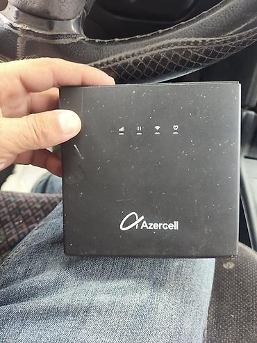 kampütür: Azercell 4G CPE router Xüsusiyyətlər: - Model: 4G CPE router — 2