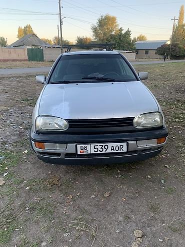Volkswagen: Volkswagen Golf: 1992 г., 1.8 л, Механика, Газ, Хэтчбэк — 1
